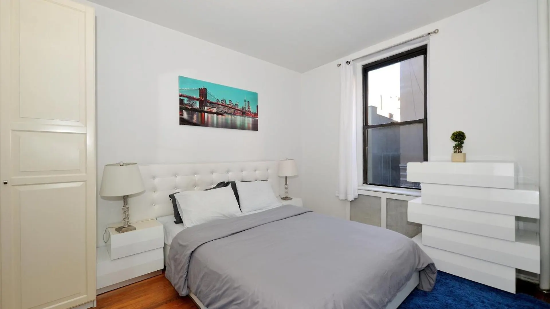 Midtown West Furnished 3 Bedroom Apartment New York United States