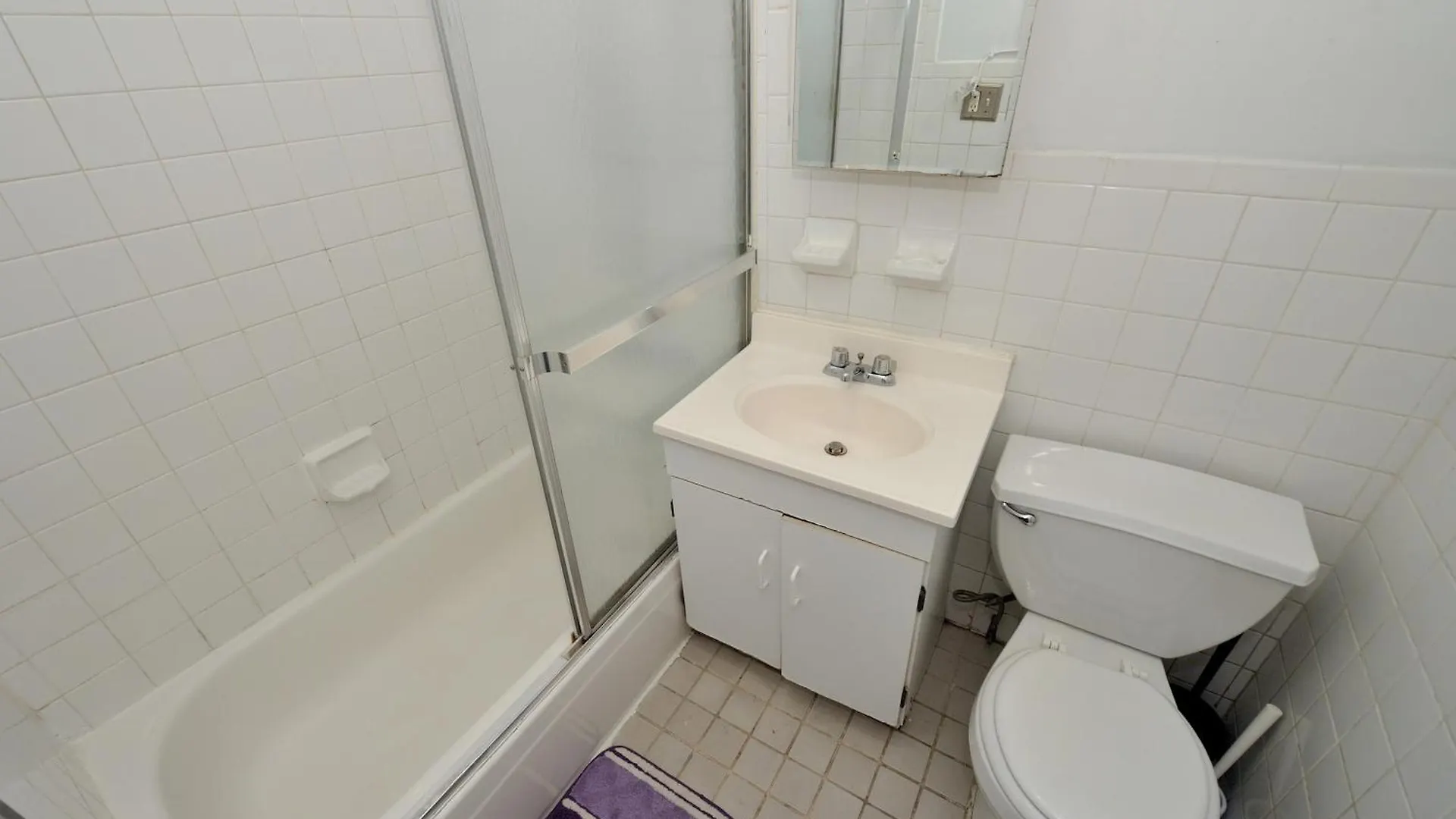 Midtown West Furnished 3 Bedroom Apartment New York 0*,
