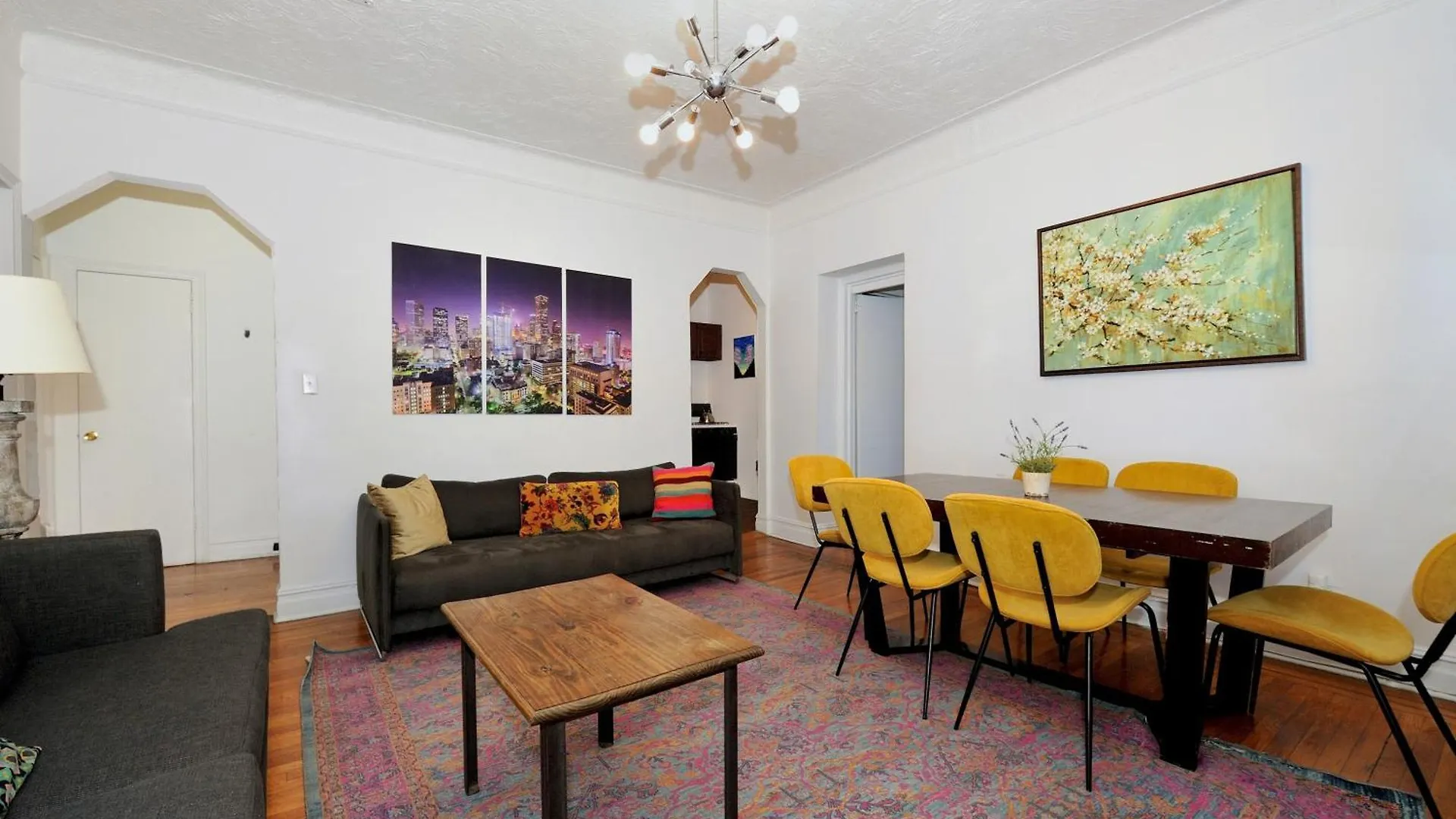 Midtown West Furnished 3 Bedroom Apartment New York